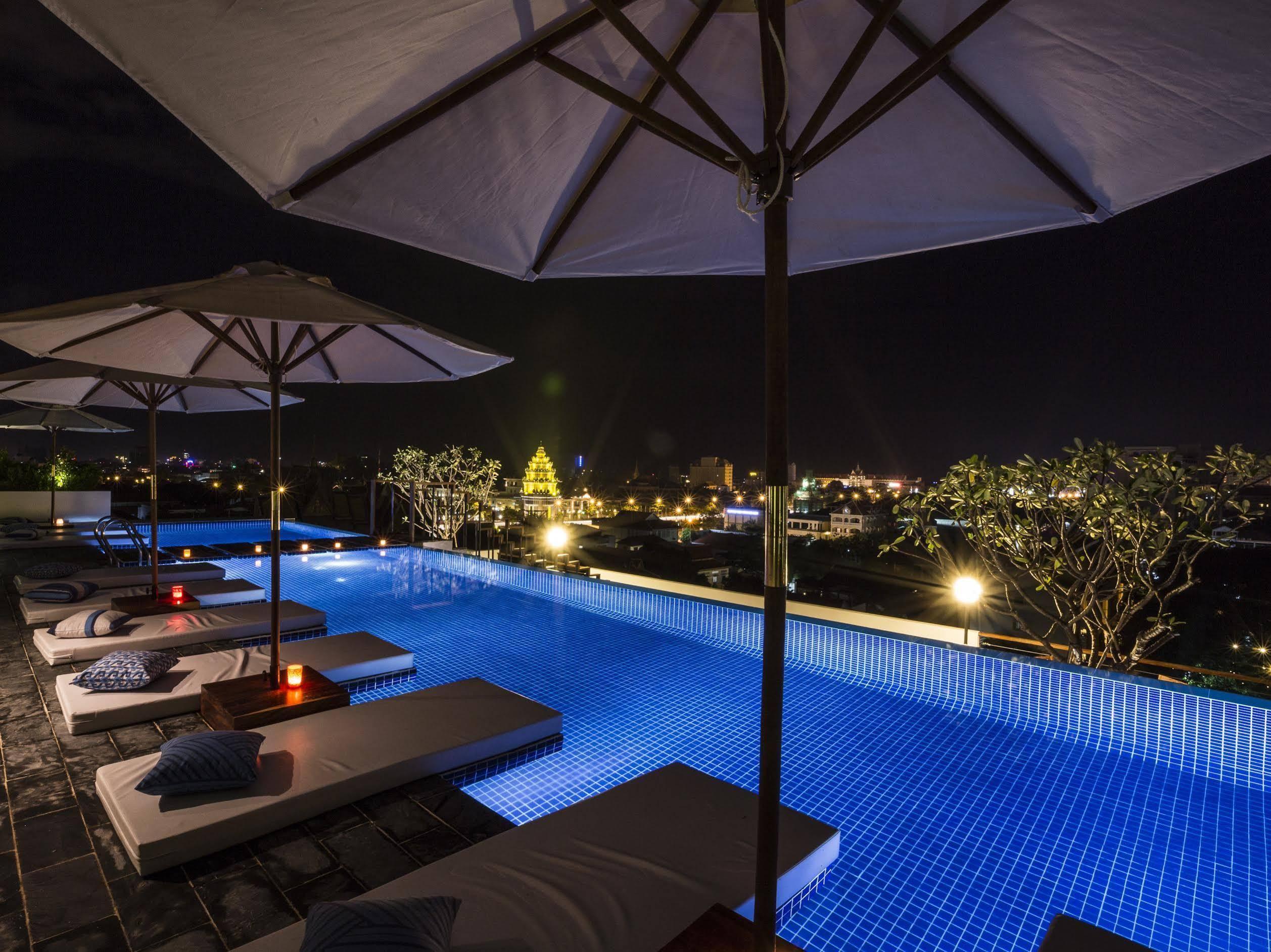 Patio & Urban Hotel