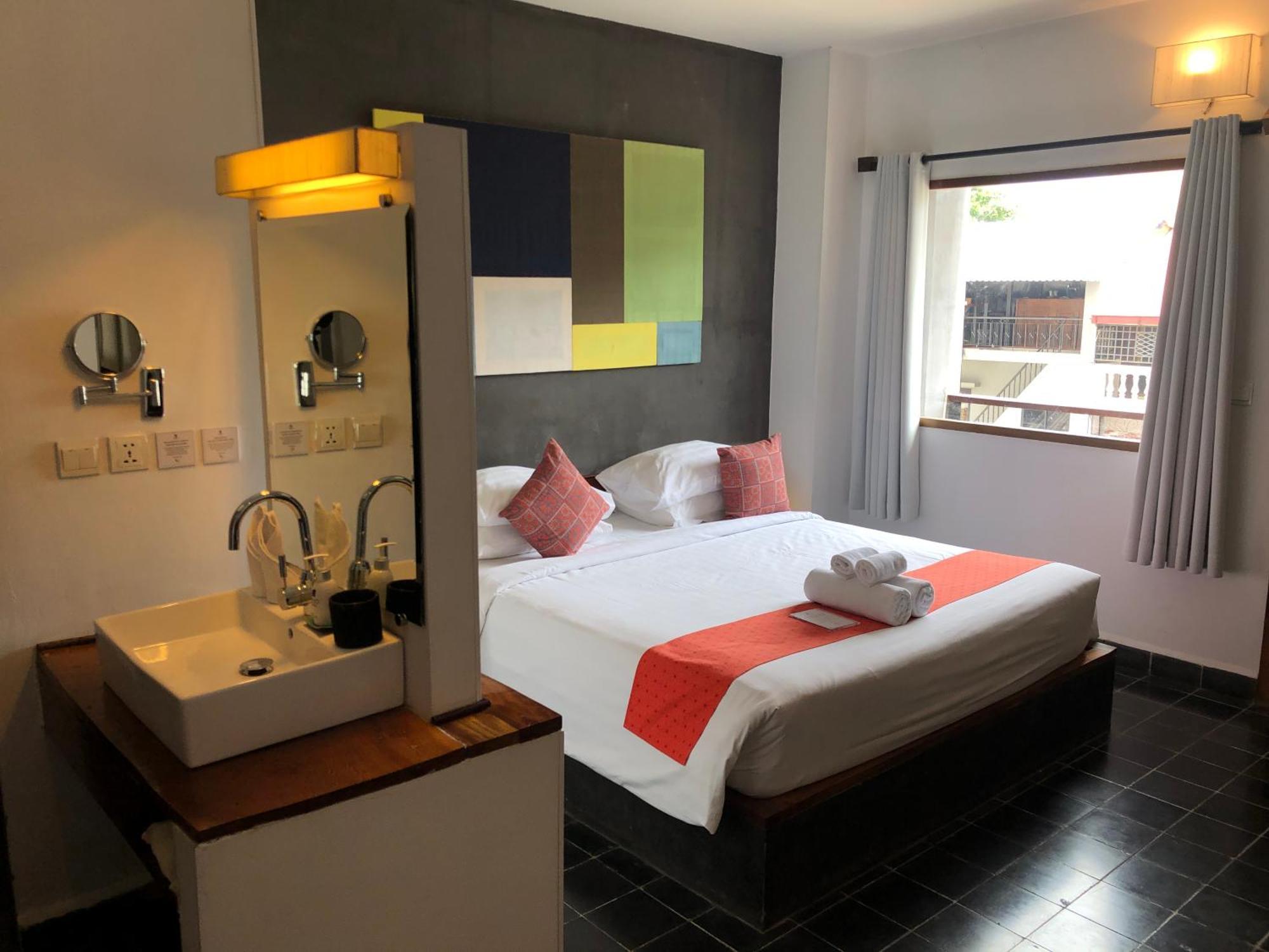 Patio & Urban Hotel