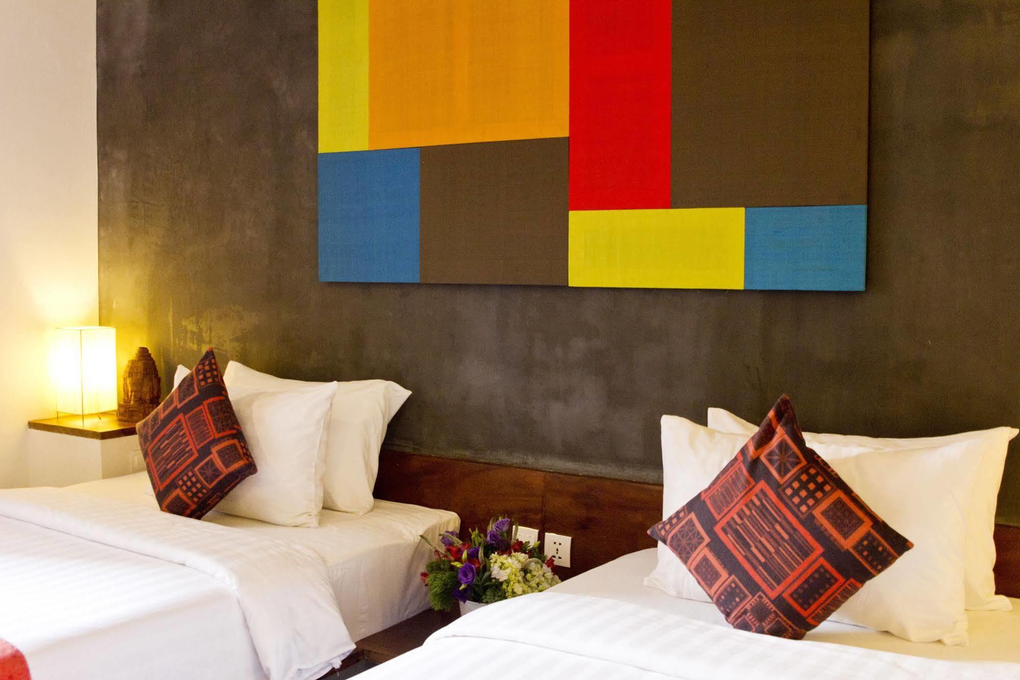 Patio & Urban 4*