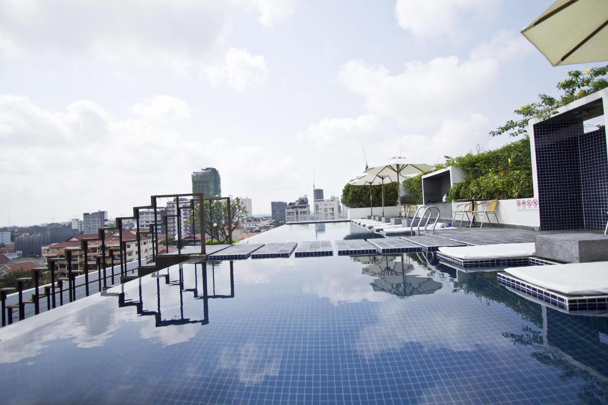 Patio & Urban 4*
